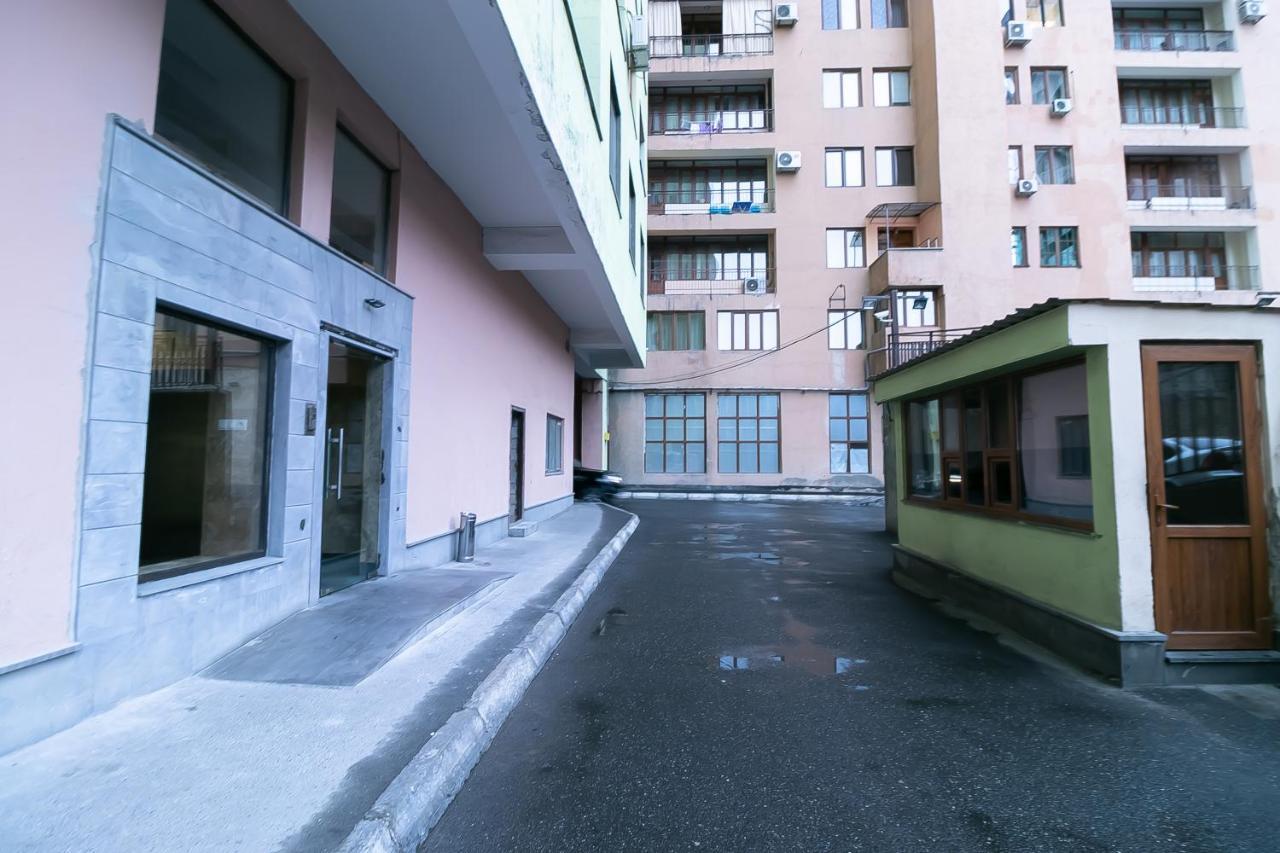 Stay Inn Apartments At Buzand 13 Street Erevan Exterior foto
